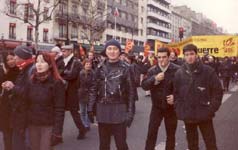 На демонстрации в Париже